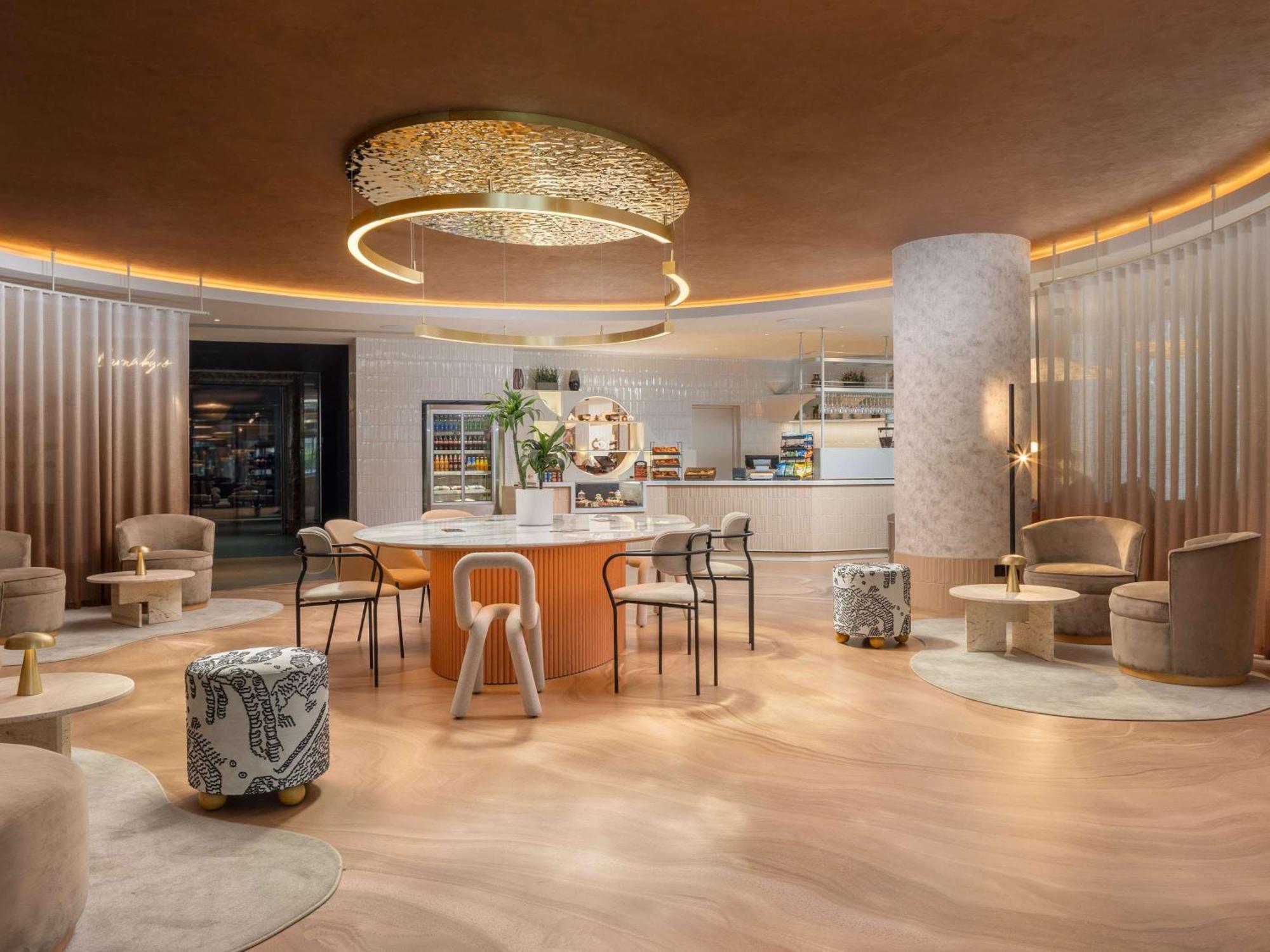 Mercure London Earls Court ภายนอก รูปภาพ
